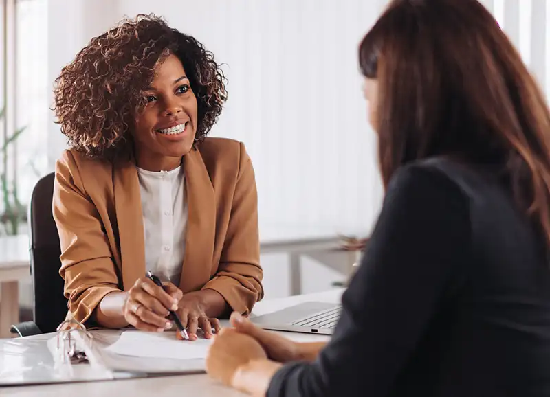 agent meeting with her client